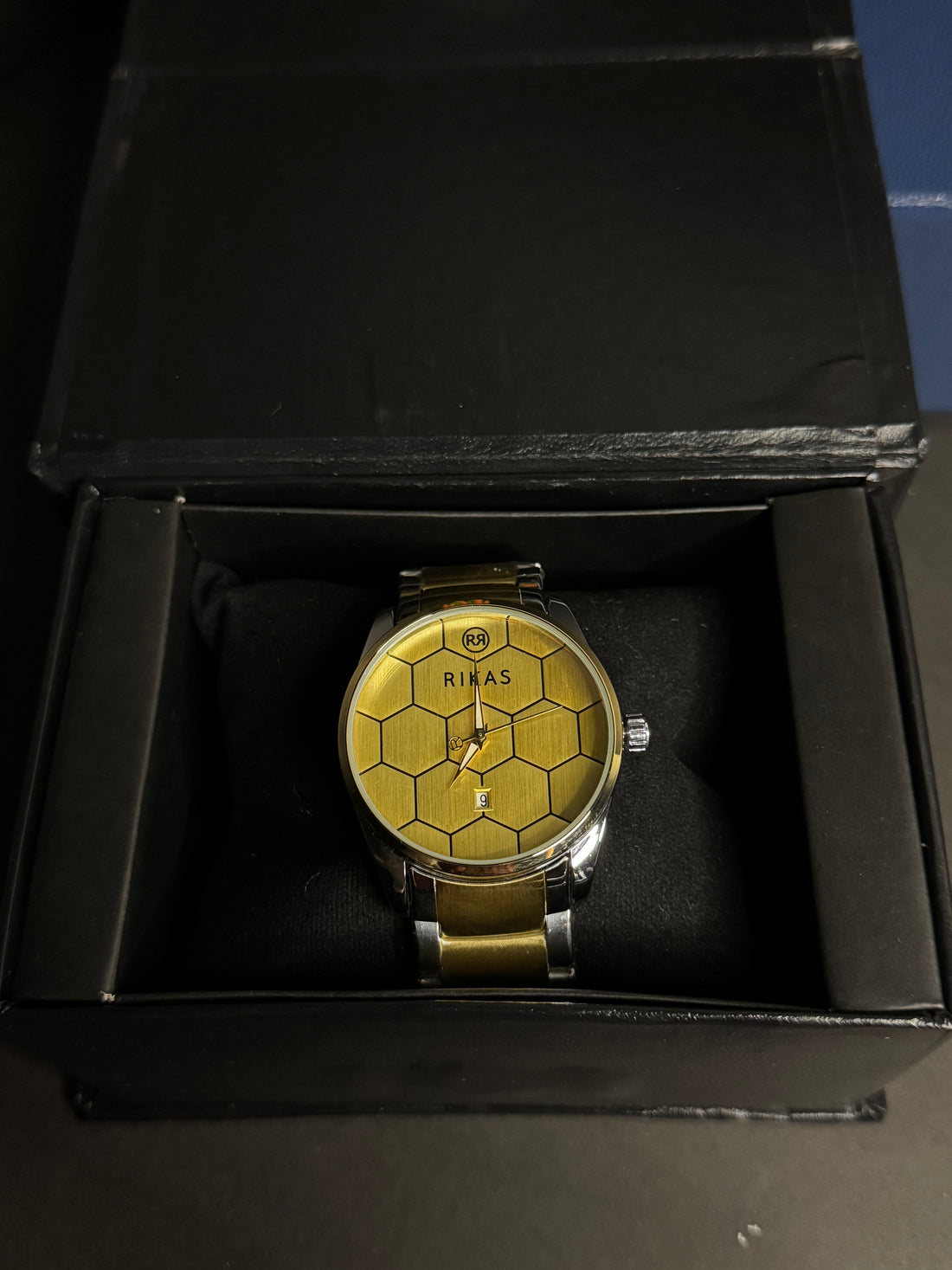 RIKAS WATCH